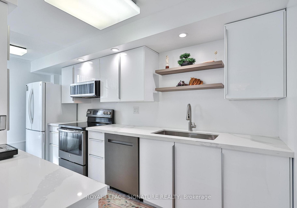 3233-eglinton-avenue-e-scarborough-ontario-e12747684