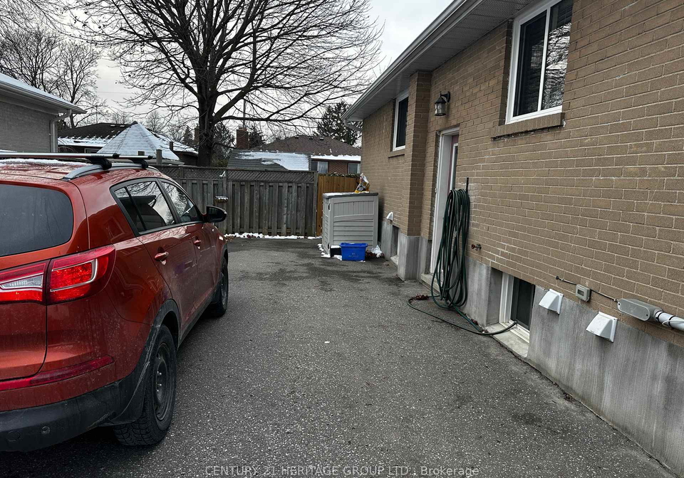 910-mccullough-drive-whitby-ontario-e12748310