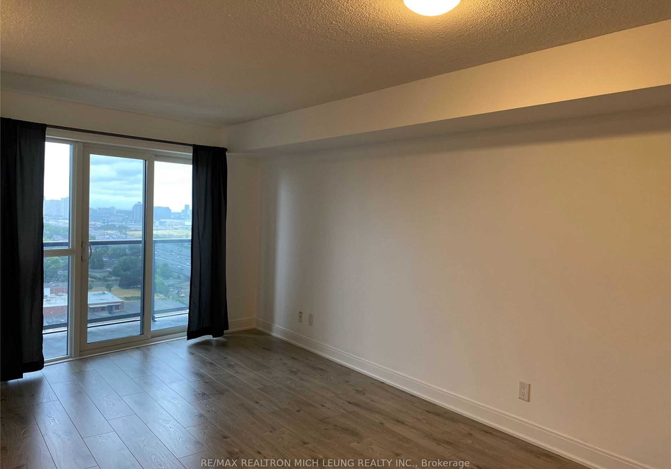 135-village-green-square-scarborough-ontario-e12749078
