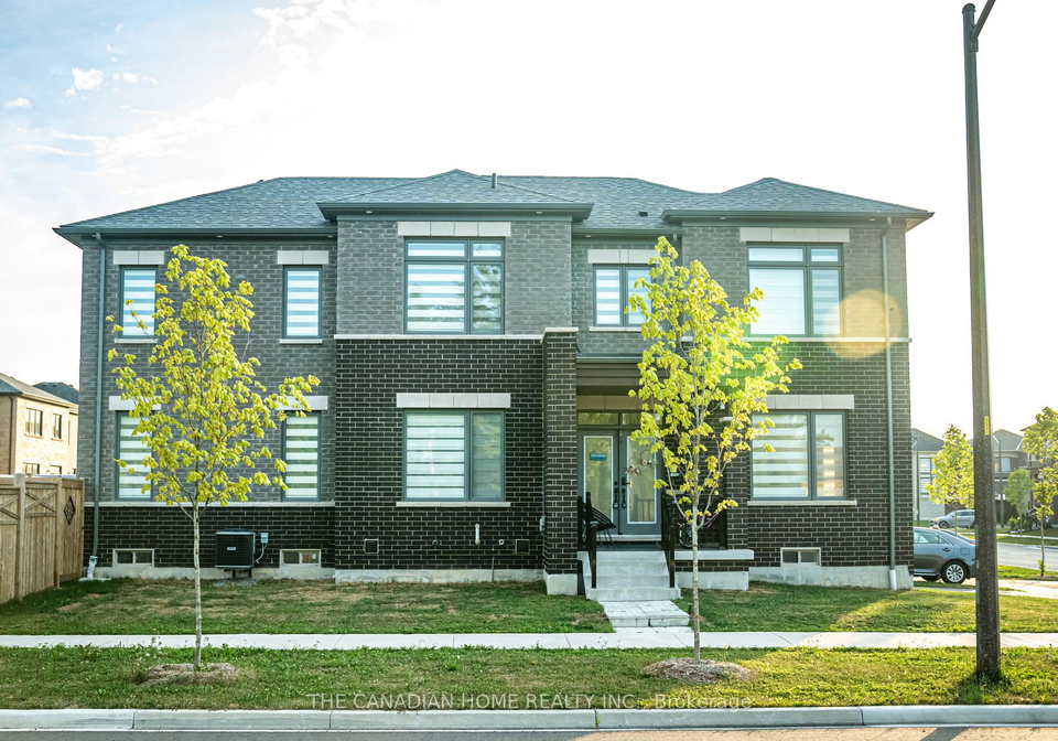 135-micklefield-avenue-whitby-ontario-e12750396