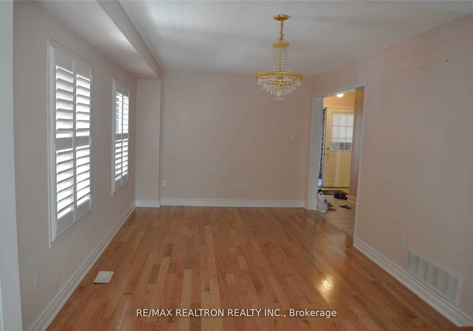75-highhill-drive-scarborough-ontario-e12750558