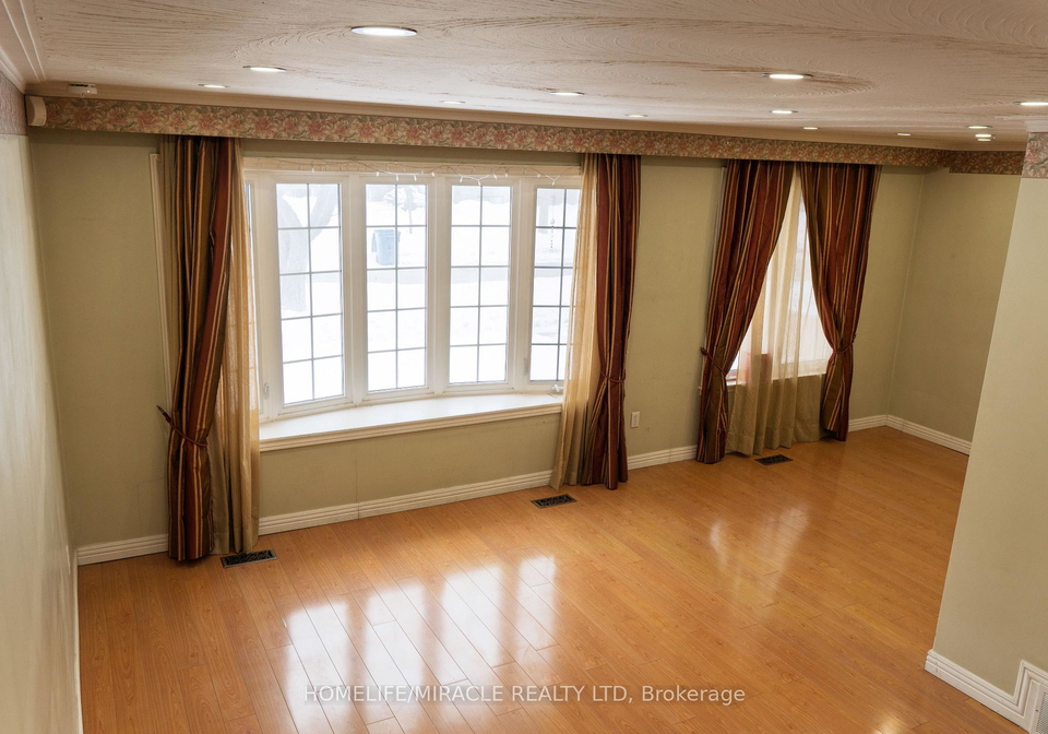56-jarwick-drive-scarborough-ontario-e12750882