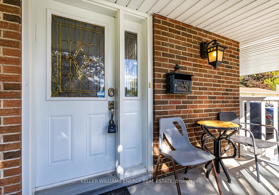 416-mayfair-avenue-oshawa-ontario-e12750992
