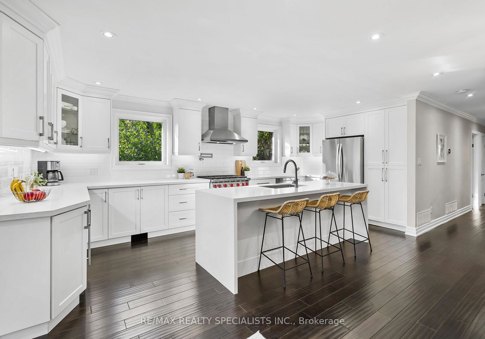 8-brumwell-street-scarborough-ontario-e12751646