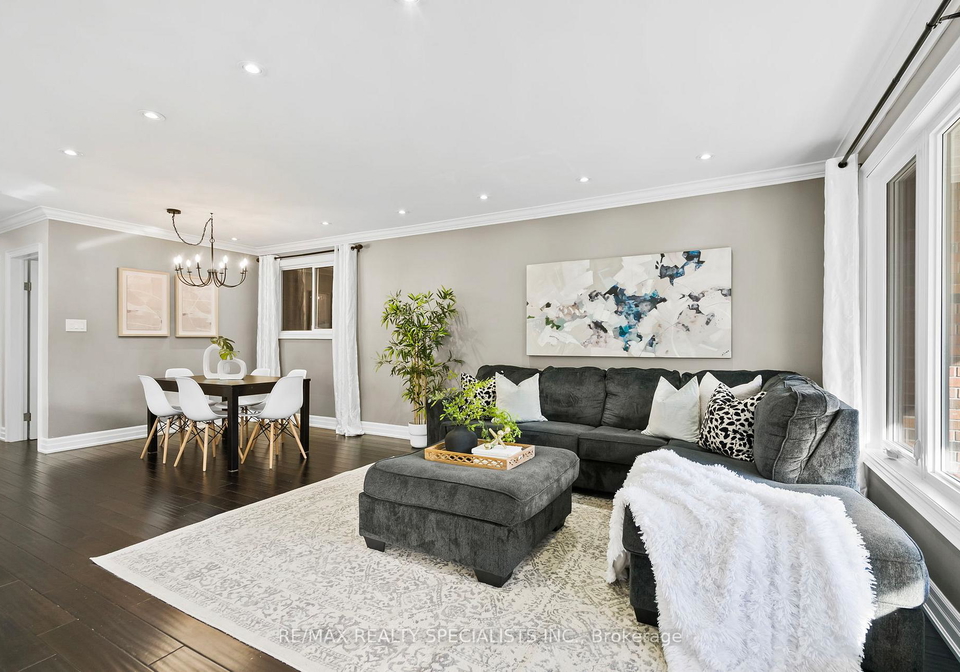 8-brumwell-street-scarborough-ontario-e12751646