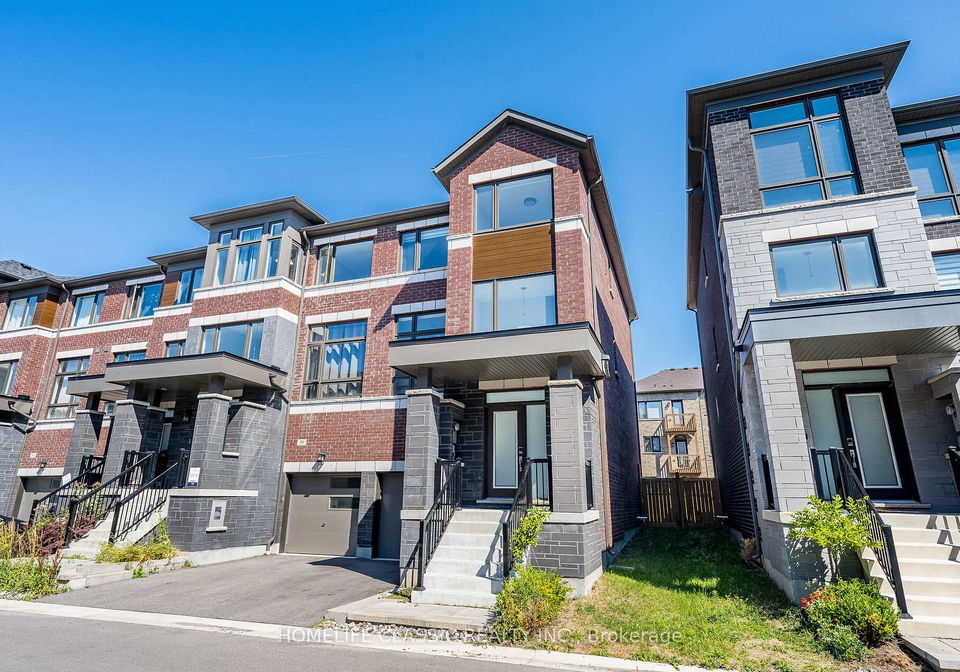 57-douet-lane-ajax-ontario-e12751792