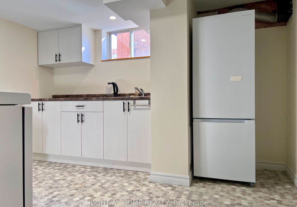 2-thorncroft-crescent-ajax-ontario-e12751844