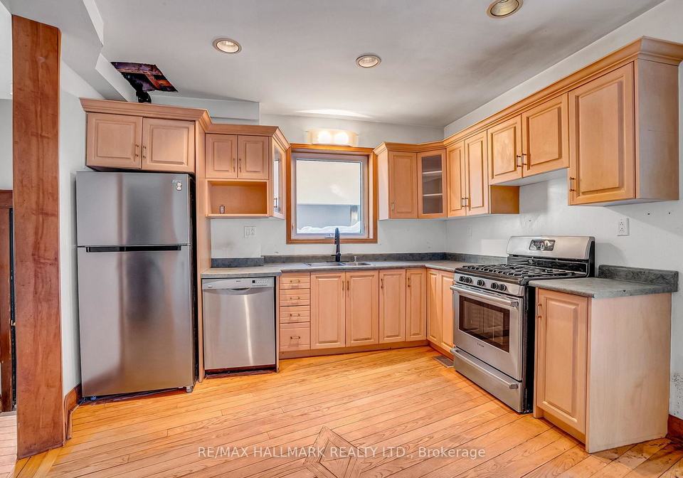 4-meadow-avenue-scarborough-ontario-e12751852