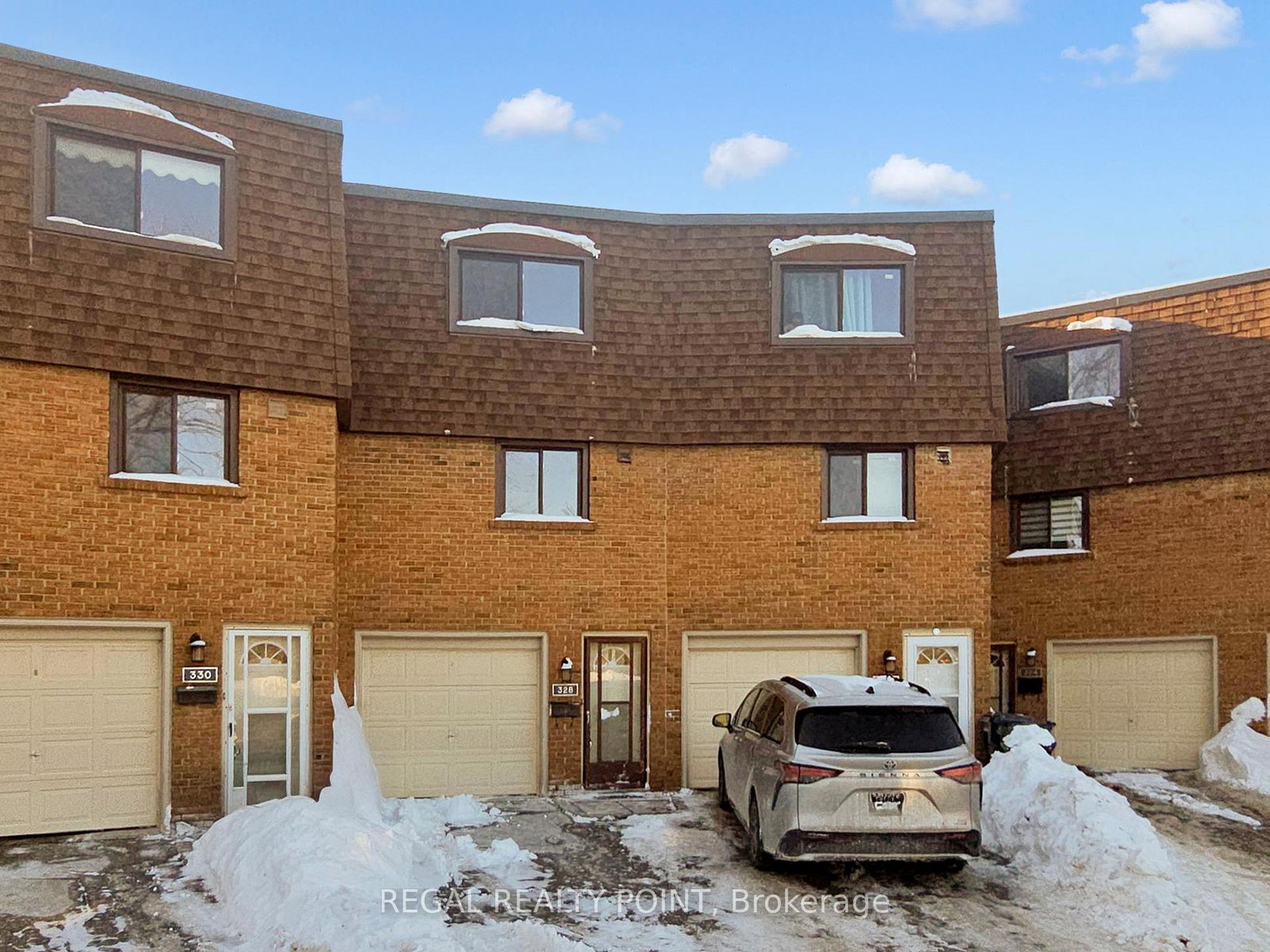 328-sprucewood-court-scarborough-ontario-e12751860