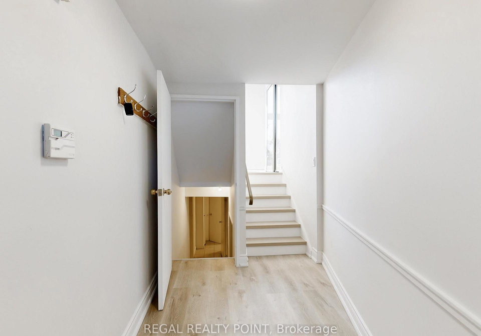 328-sprucewood-court-scarborough-ontario-e12751860