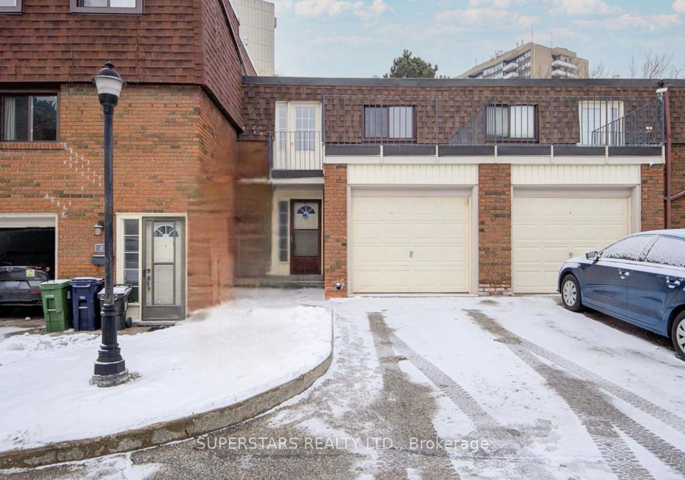 210-sprucewood-court-scarborough-ontario-e12751888