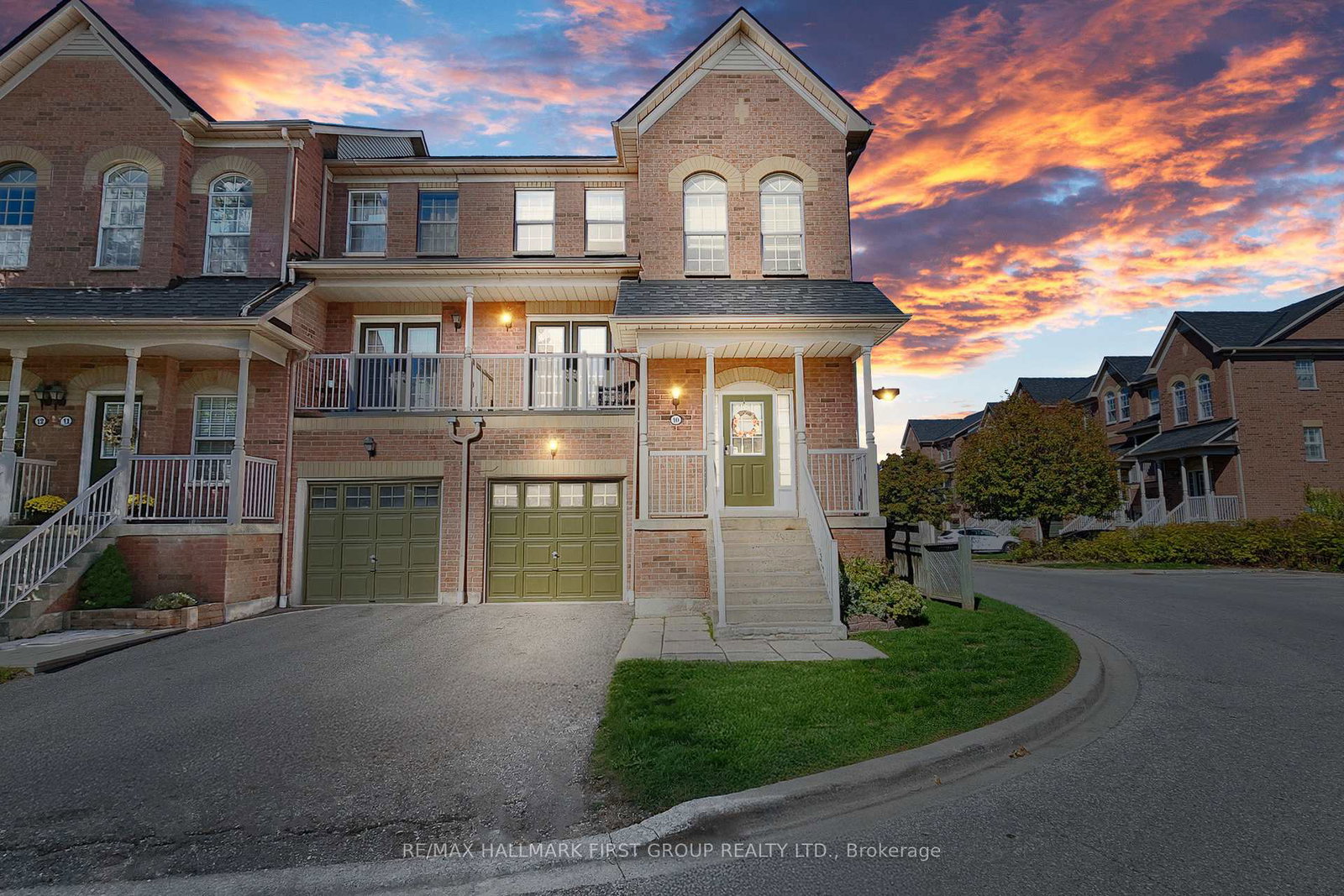 575-steeple-hill-pickering-ontario-e12753068