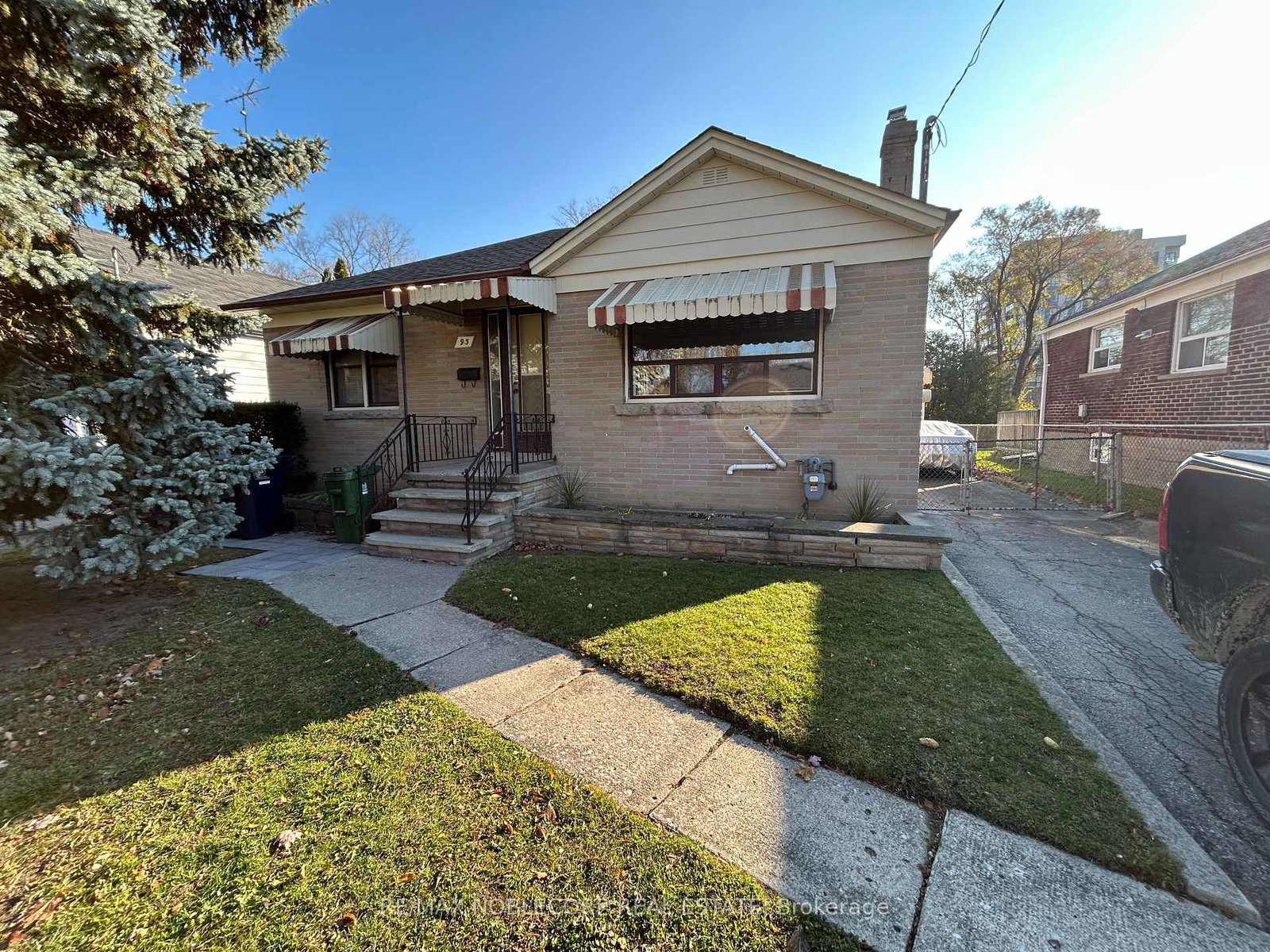 93-mcintosh-street-scarborough-ontario-e12753092
