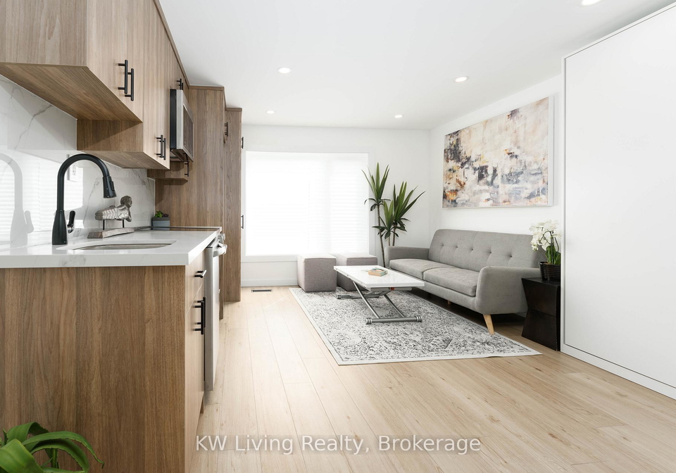 125-chisholm-avenue-east-york-ontario-e12753114