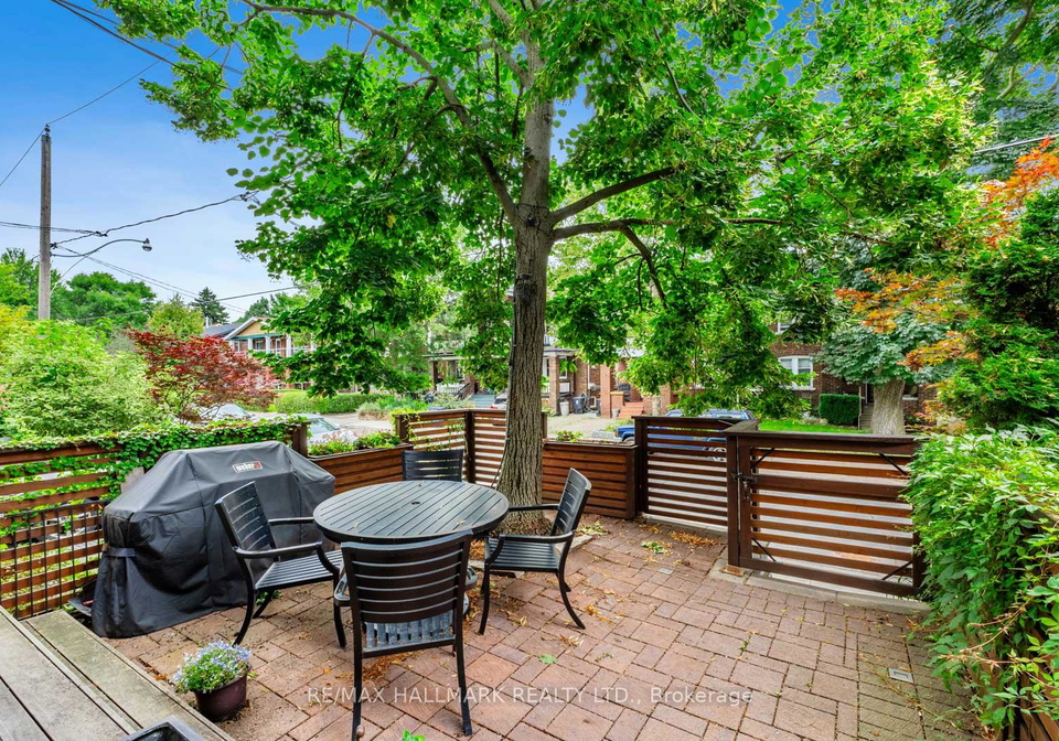 24-hammersmith-avenue-toronto-ontario-e12753736