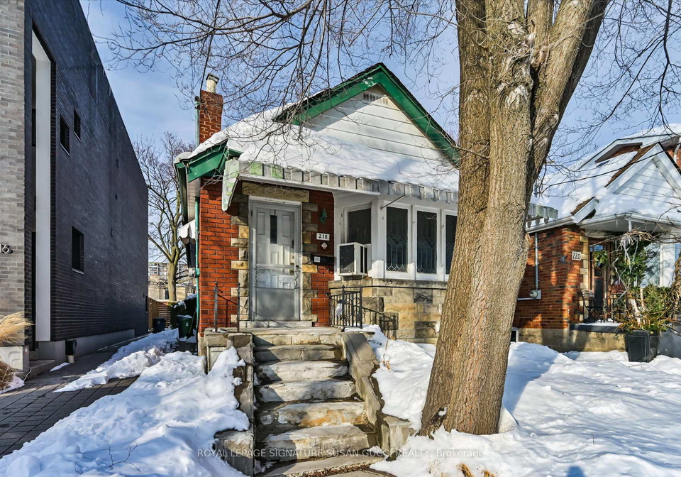218-floyd-avenue-east-york-ontario-e12754474