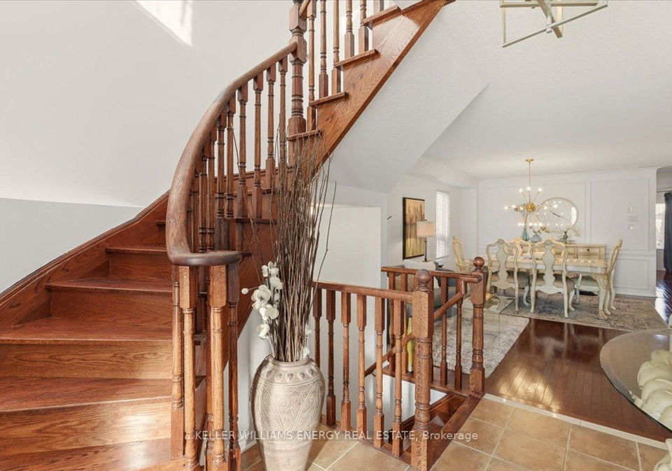 66-oceanpearl-crescent-whitby-ontario-e12754694