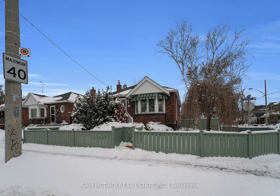 319-cosburn-avenue-east-york-ontario-e12755204