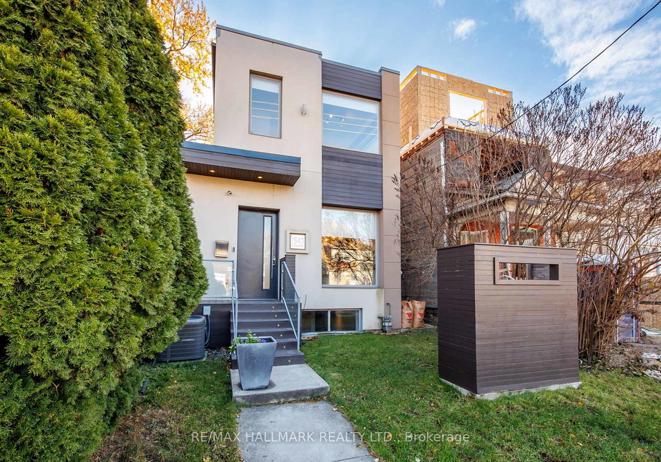 1549-dundas-street-e-toronto-ontario-e12755822