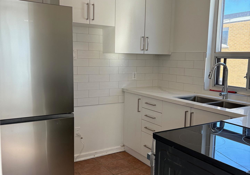 550-lansdowne-drive-oshawa-ontario-e12756622