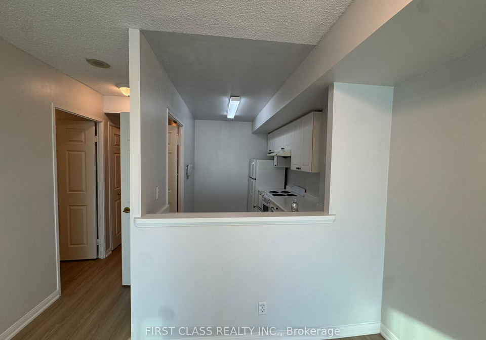 18-lee-centre-drive-scarborough-ontario-e12757338