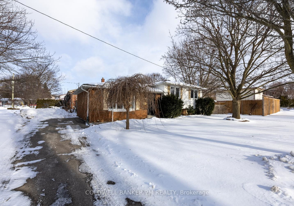 1076-carolyn-avenue-oshawa-ontario-e12757900