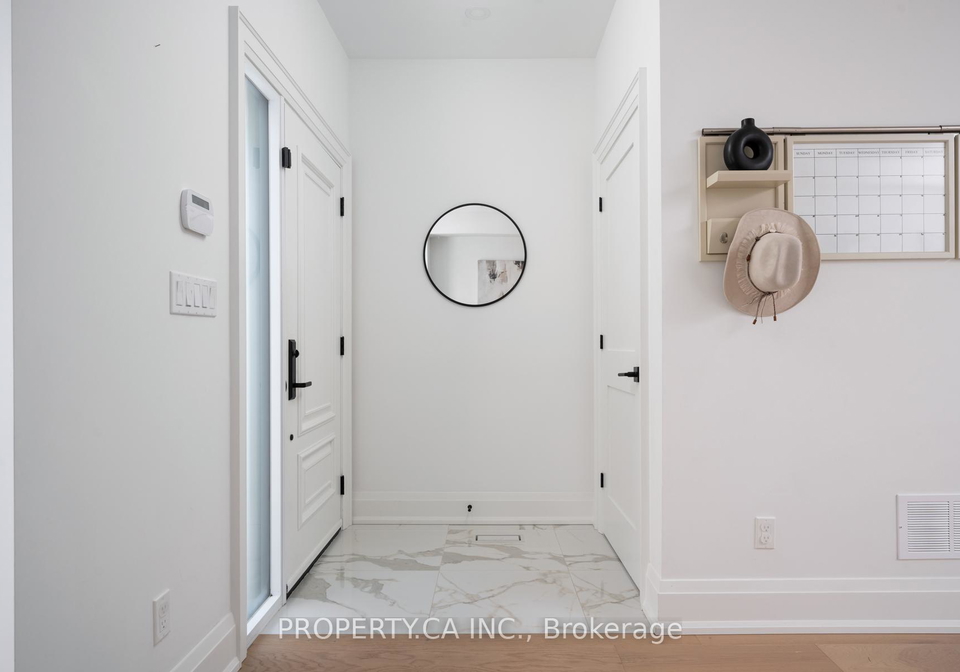 15-marilyn-crescent-east-york-ontario-e12758310