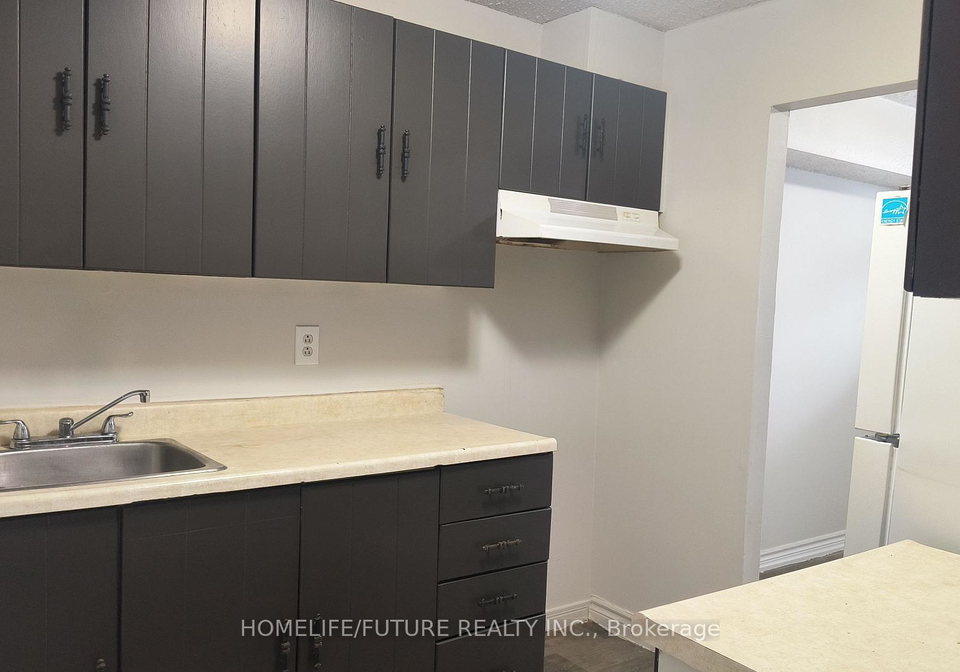 560-bloor-street-e-oshawa-ontario-e12758860