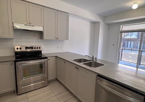 23-steamboat-way-whitby-ontario-e12758880