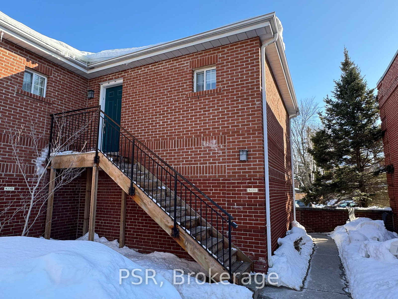 6-sutherland-avenue-east-york-ontario-e12759568