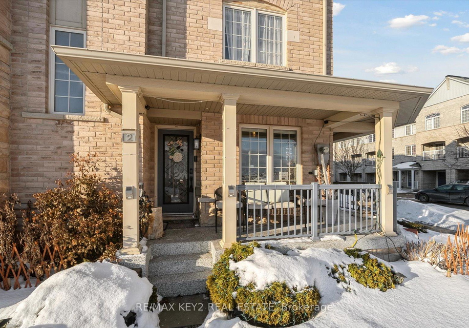 2-clowes-street-ajax-ontario-e12759634