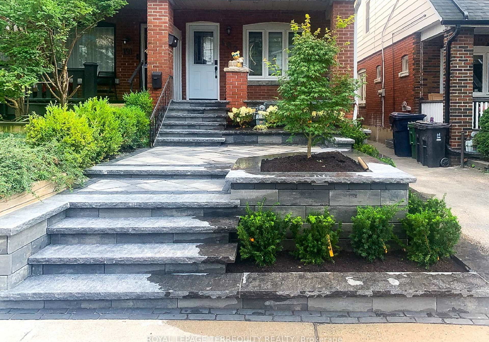 189-queensdale-avenue-east-york-ontario-e12760056