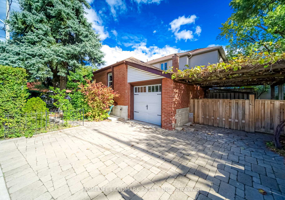 335-cosburn-avenue-east-york-ontario-e12761040