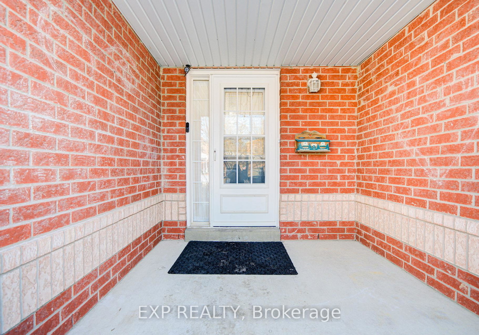 9-threadgold-court-whitby-ontario-e12762726