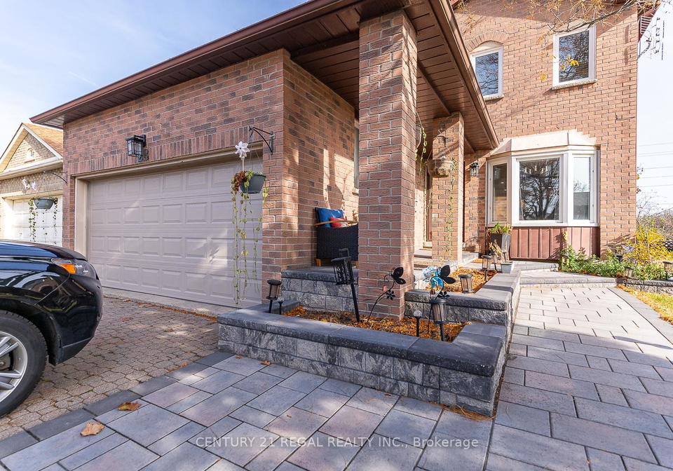 28-upland-drive-whitby-ontario-e12762882