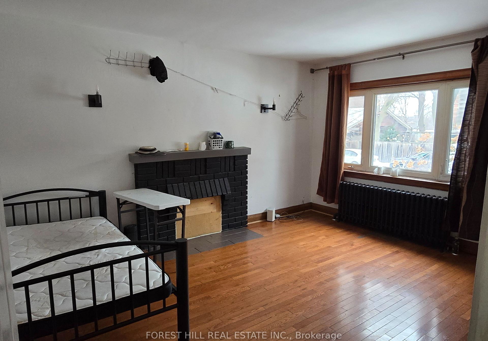 10-bryant-avenue-east-york-ontario-e12763758