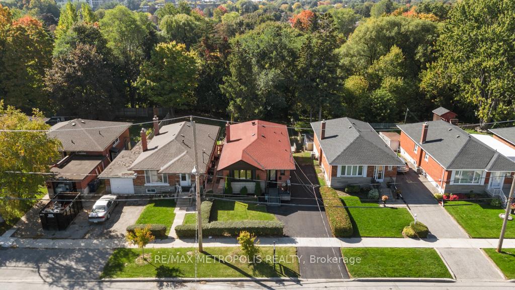 27-gully-drive-scarborough-ontario-e12763800