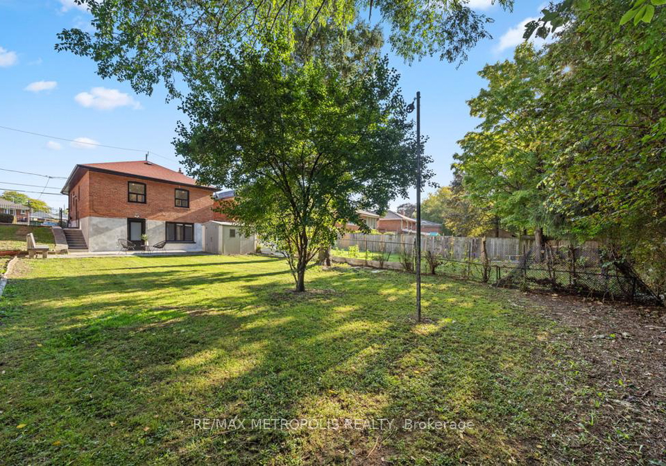 27-gully-drive-scarborough-ontario-e12763800