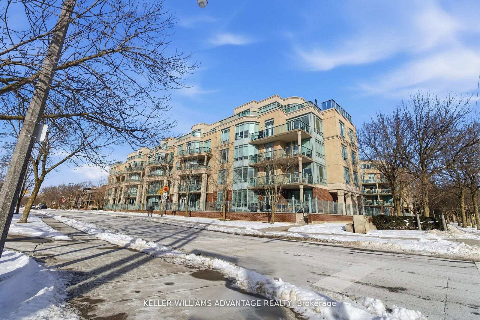 9-boardwalk-drive-toronto-ontario-e12763992