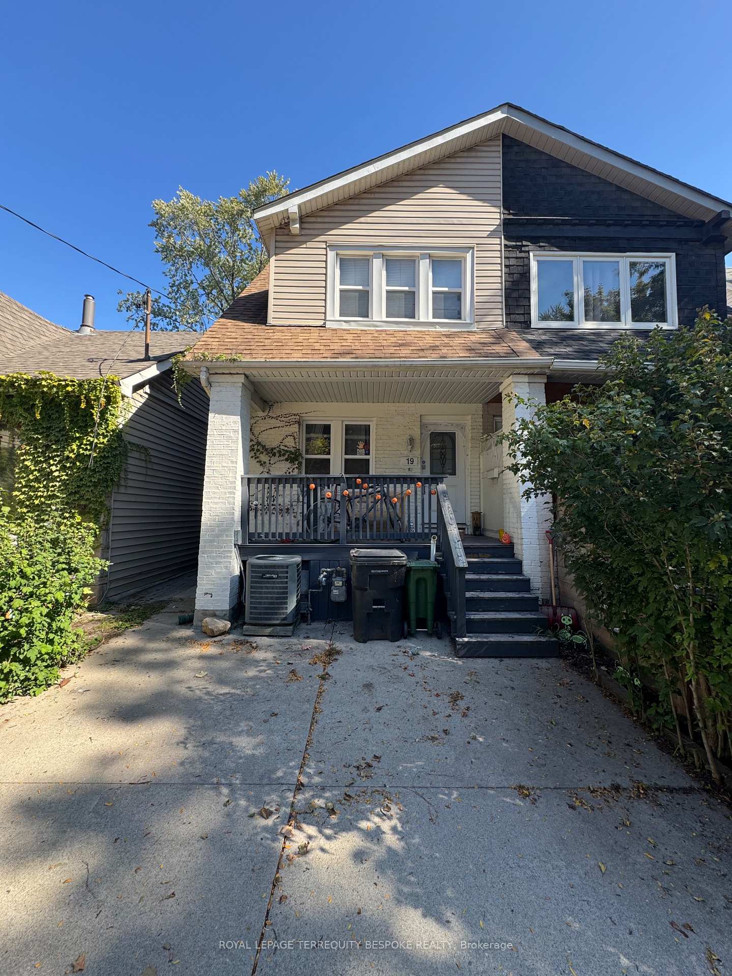 19-lewis-street-toronto-ontario-e12764846