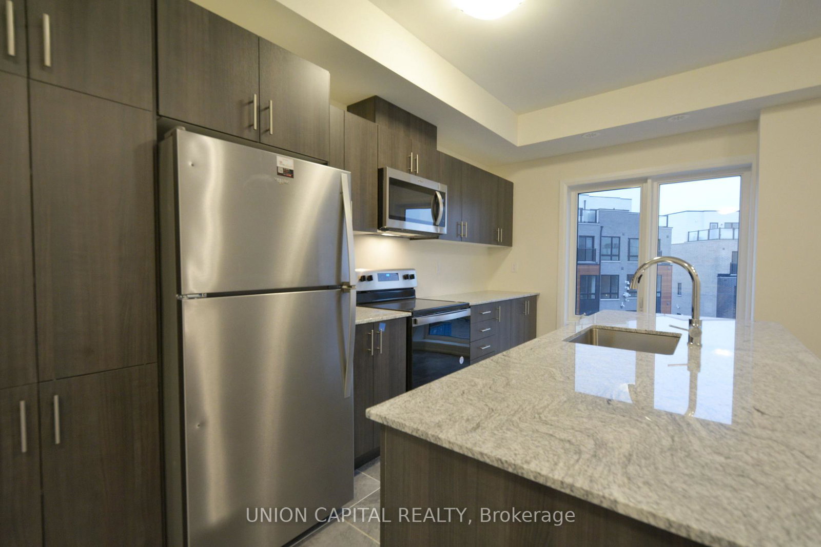 10-liben-way-scarborough-ontario-e12765488