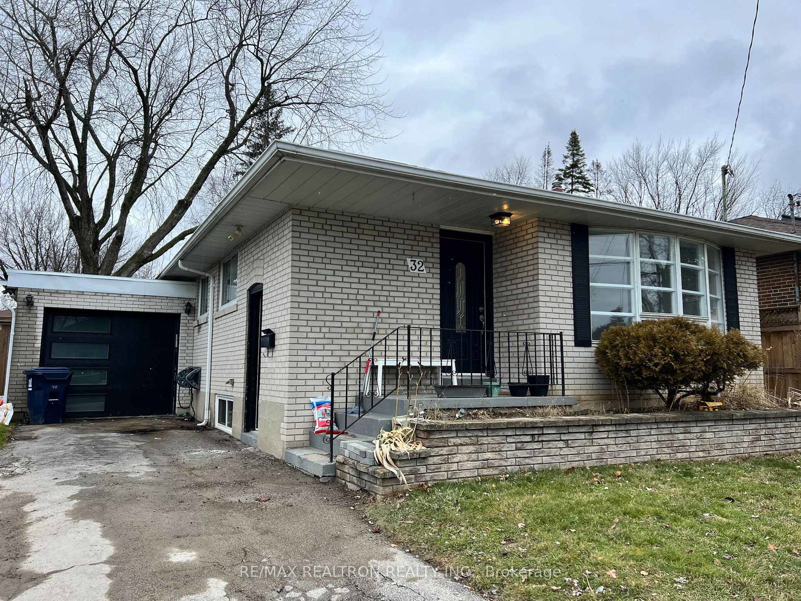 32-fintona-avenue-scarborough-ontario-e12765644