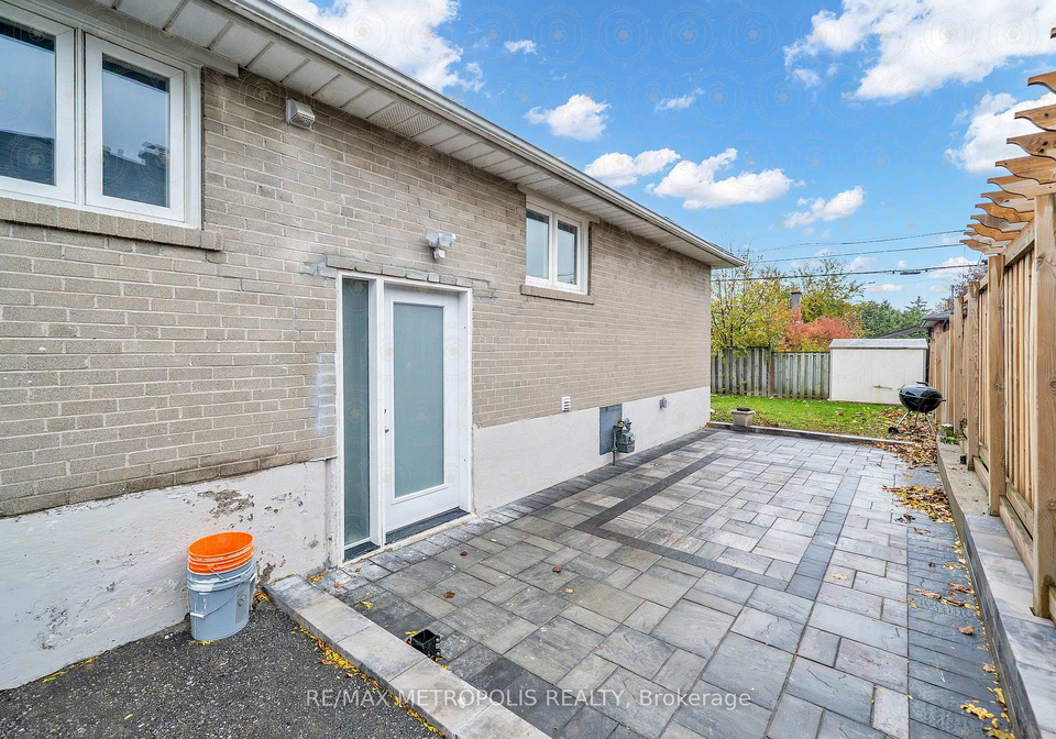 1391-garvolin-avenue-pickering-ontario-e12766660
