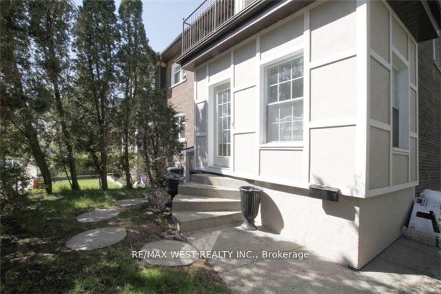 730-logan-avenue-toronto-ontario-e12767340