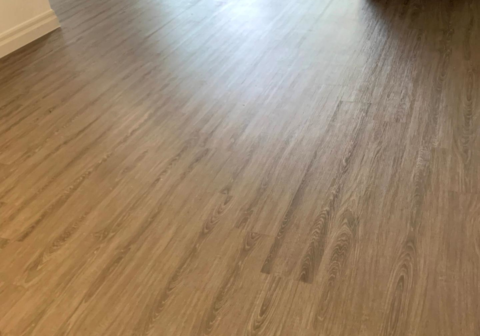 1-massey-square-east-york-ontario-e12767862