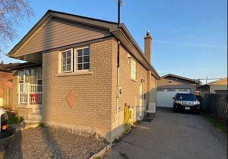 631-shakespeare-avenue-oshawa-ontario-e12768186