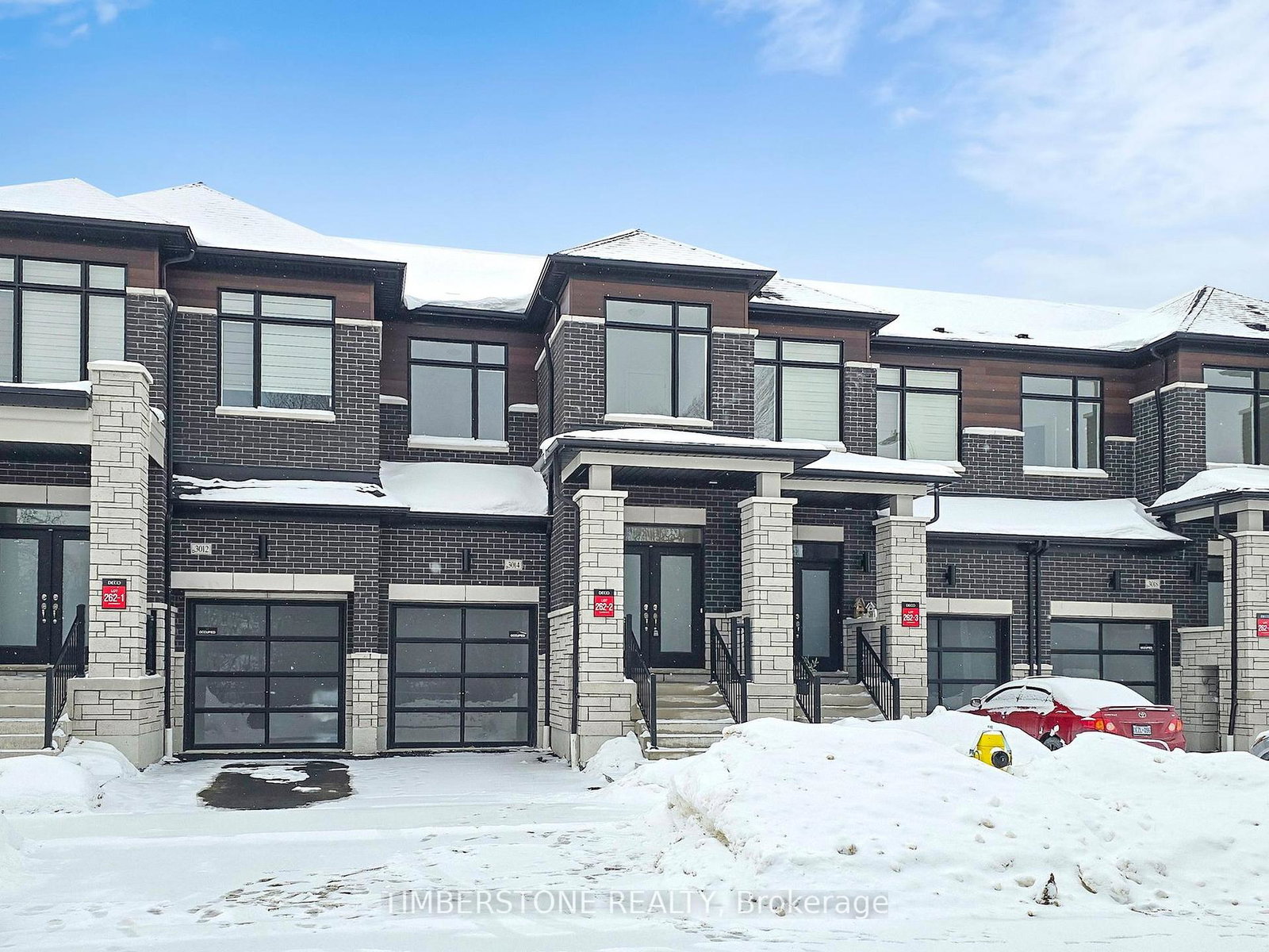 3014-sideline-16-pickering-ontario-e12768564