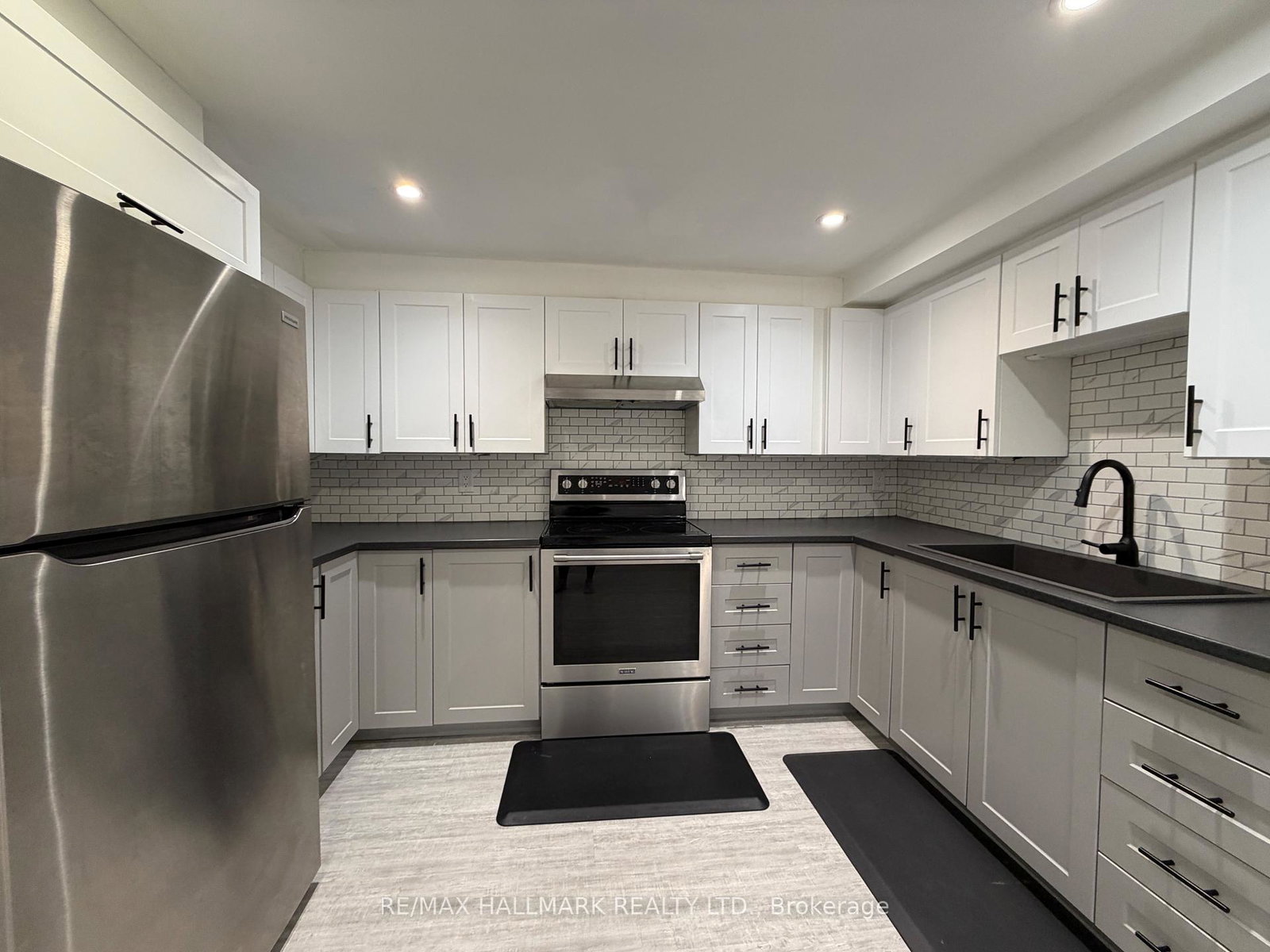 1211-bridge-gate-basement-crescent-pickering-ontario-e12769090