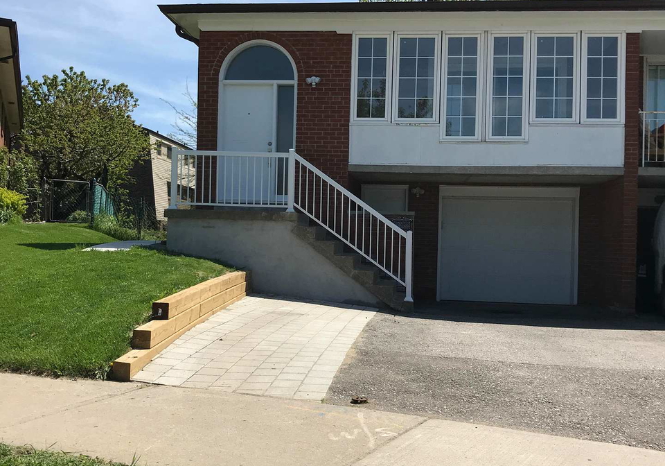 10-fairglen-avenue-scarborough-ontario-e12769252