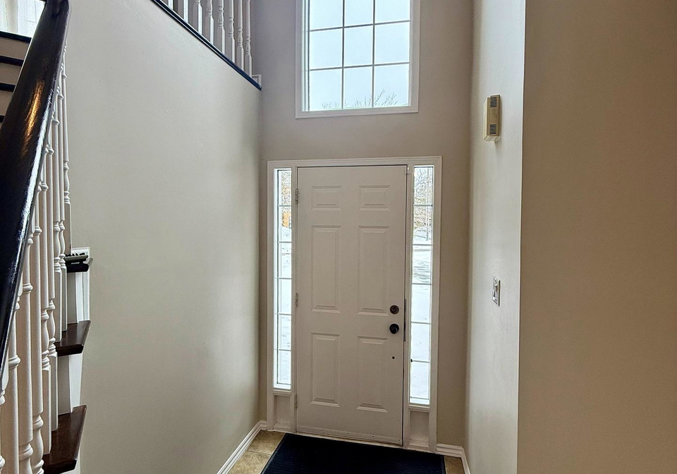 1901-pine-grove-avenue-pickering-ontario-e12769558
